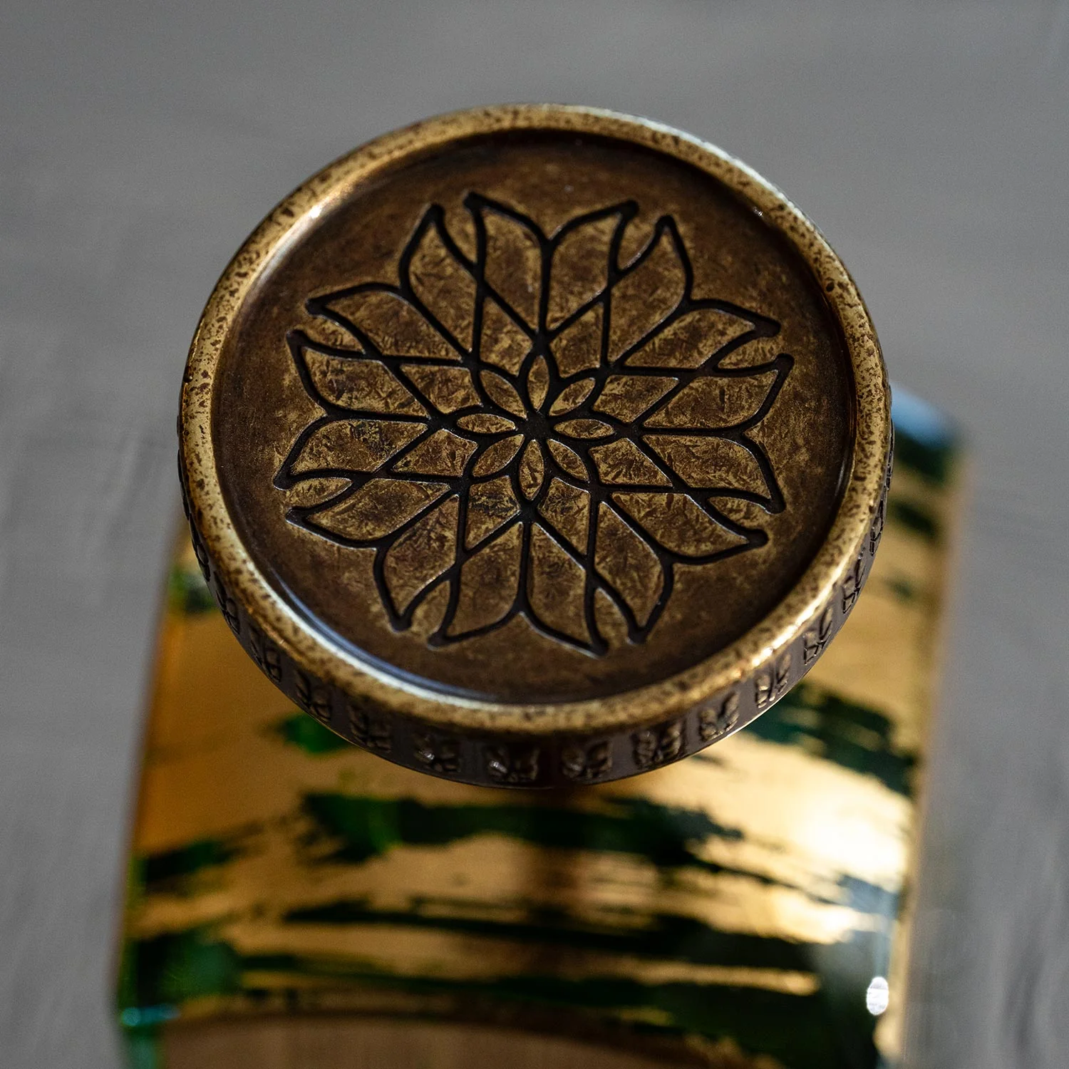 Thumb 4